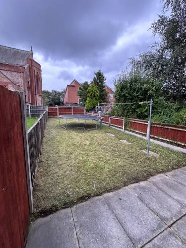 Backyard Cleanup — LabourConnect Manchester